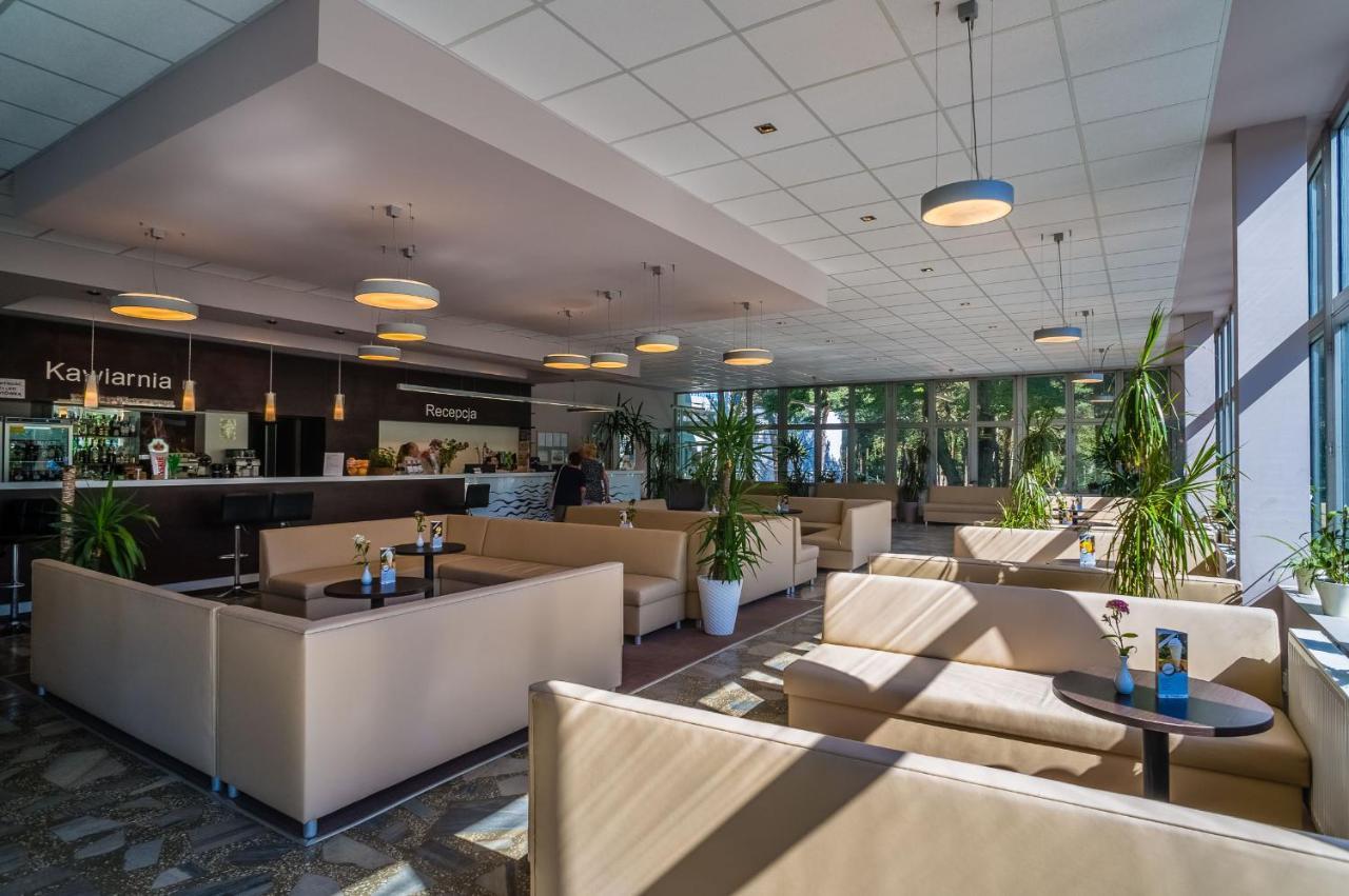 Hotel *** Nat Krynica Morska Luaran gambar