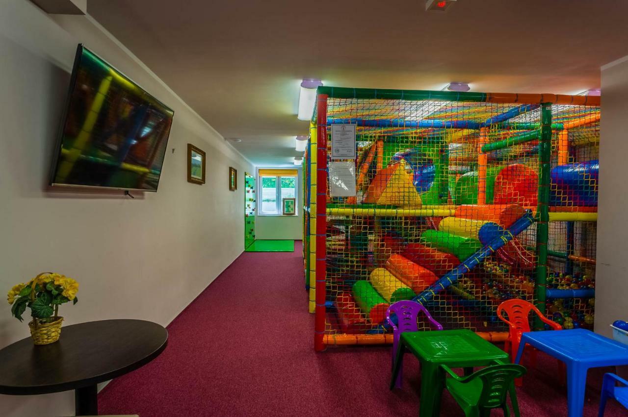 Hotel *** Nat Krynica Morska Luaran gambar